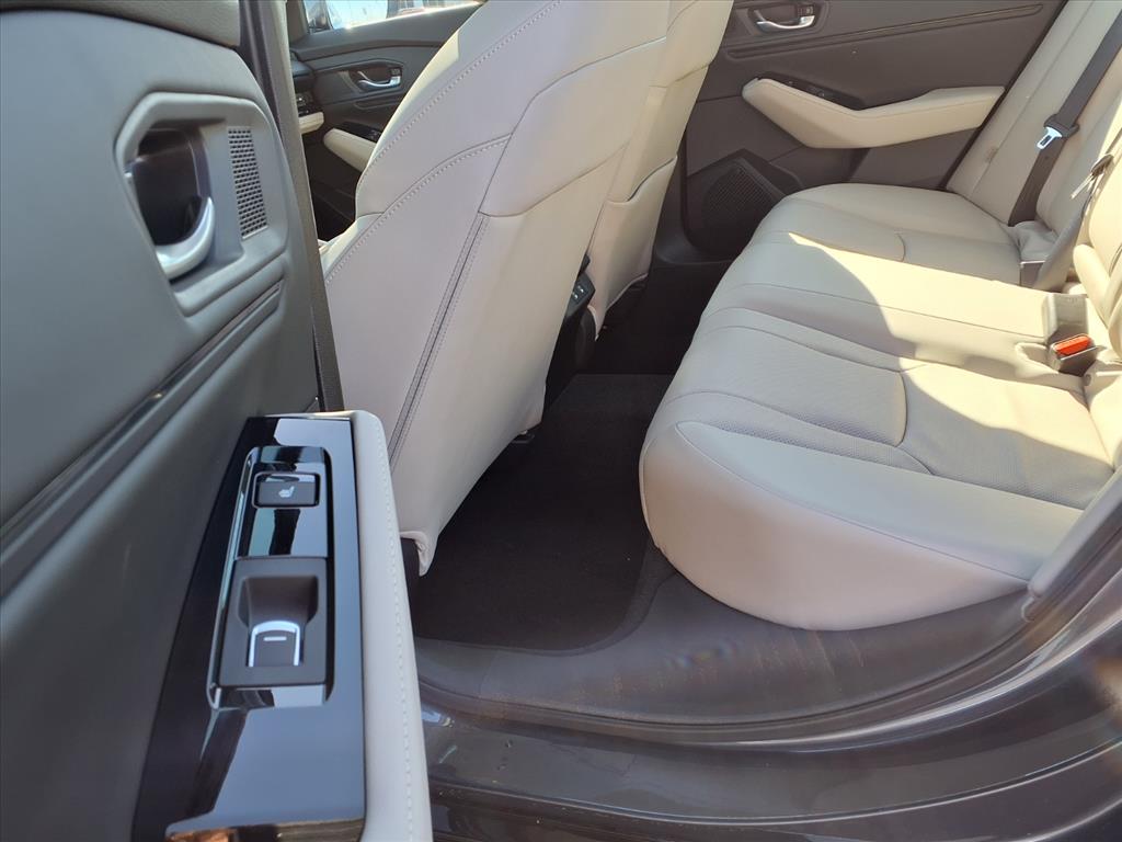 2025 Honda Accord Hybrid Touring photo 3