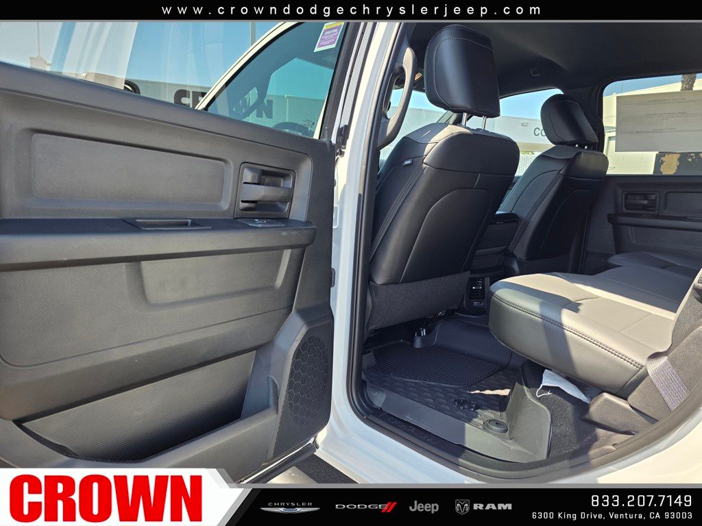 2026 Ram 2500 Tradesman photo 14