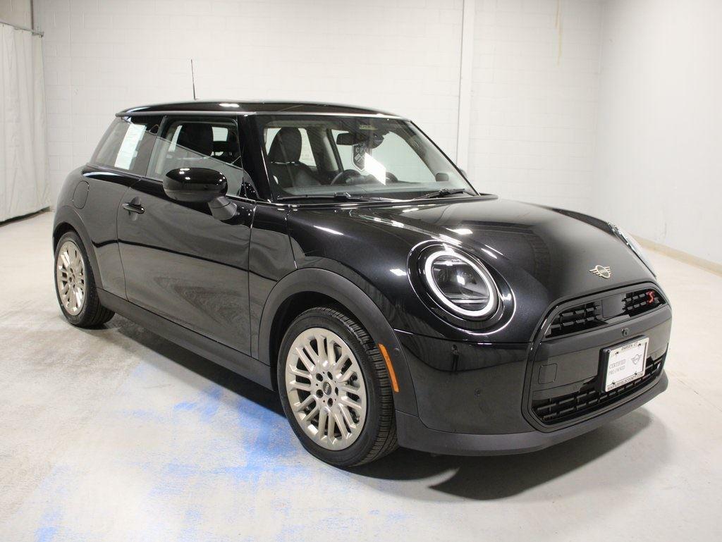 2025 Mini Cooper 2 Door Hardtop S photo 4