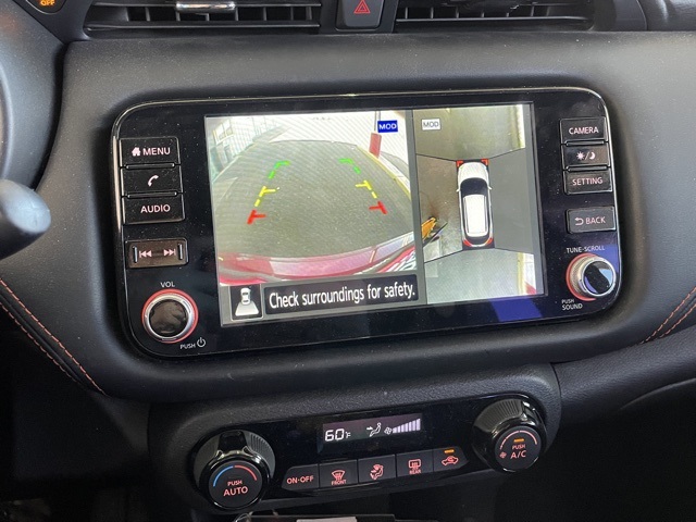 2023 Nissan Kicks SR photo 13