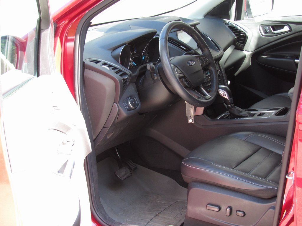 2018 Ford Escape SEL photo 6