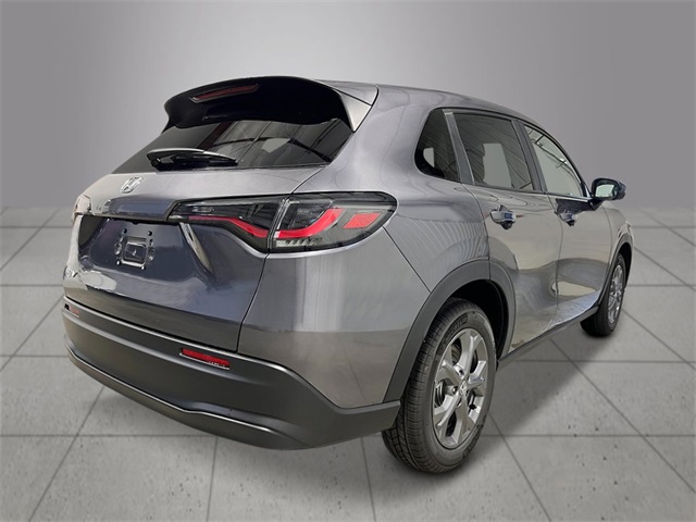 2026 Honda HR-V LX photo 5