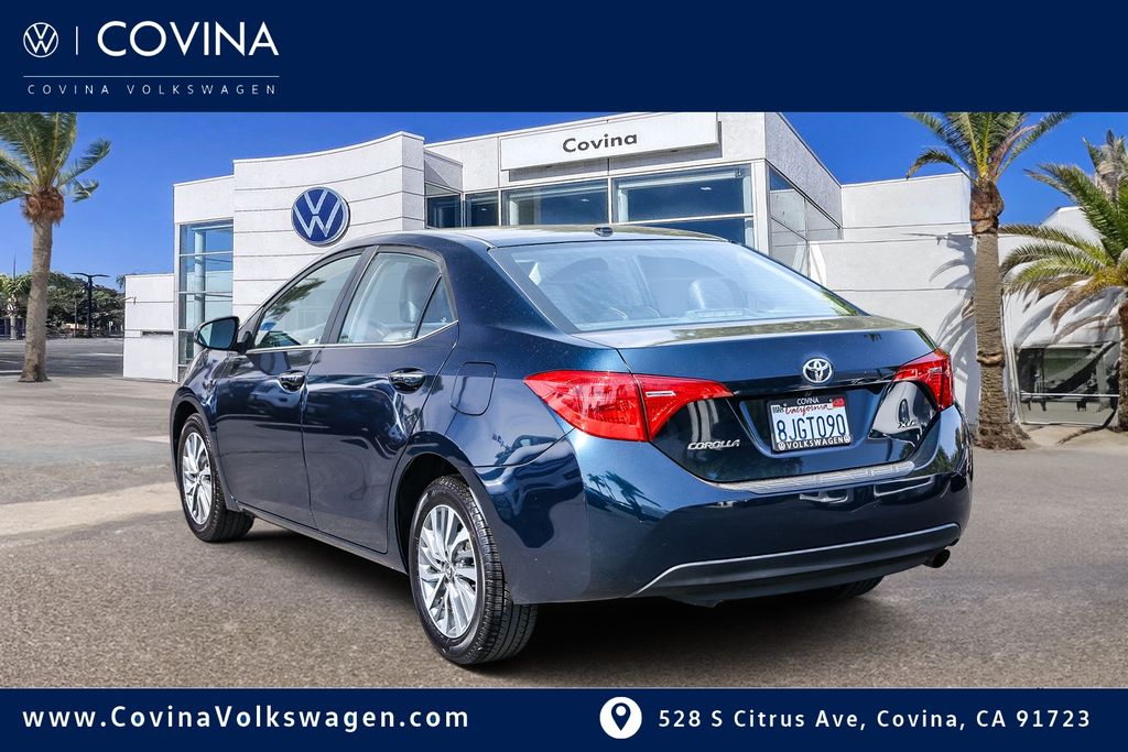 2019 Toyota Corolla L photo 3