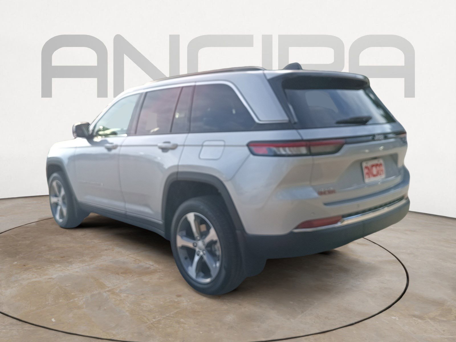 2025 Jeep Grand Cherokee Limited photo 7