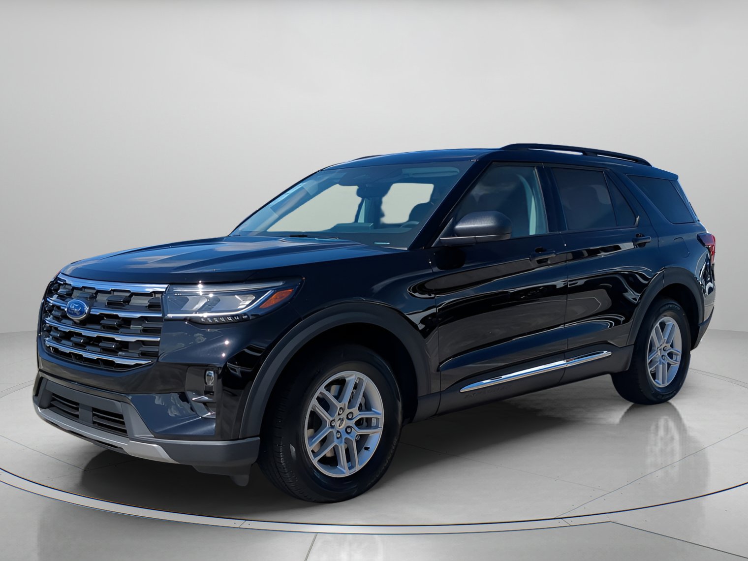 2025 Ford Explorer Active's photo