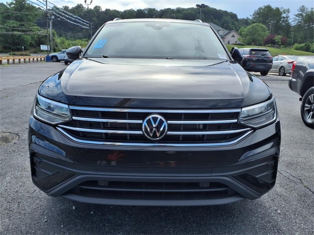 2022 Volkswagen Tiguan SE photo 4