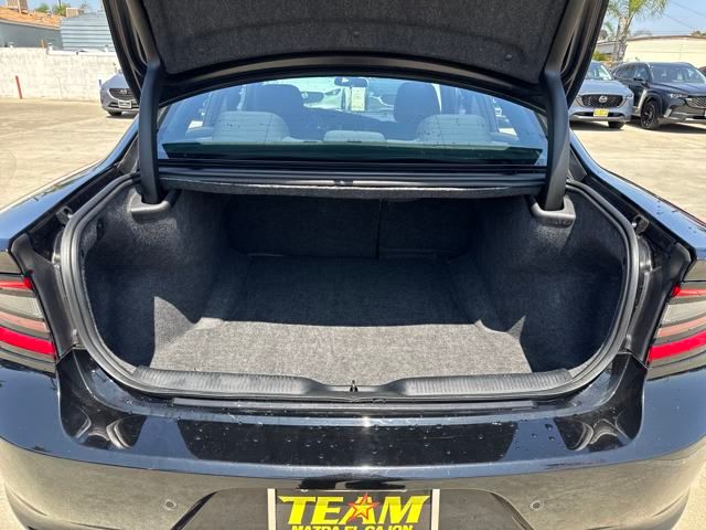 2022 Dodge Charger SXT photo 19