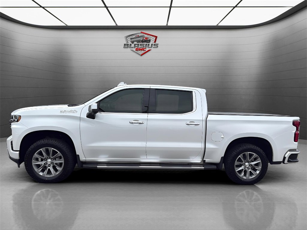 2022 Chevrolet Silverado 1500 High Country photo 2