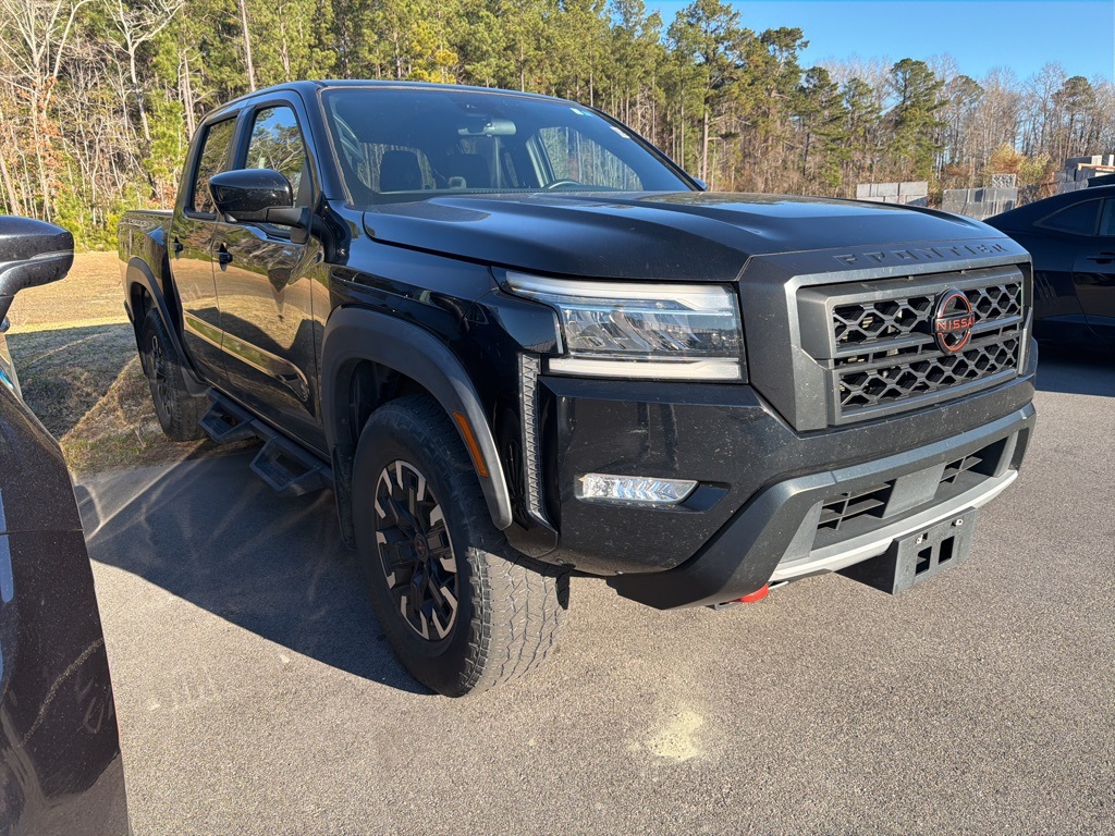 2022 Nissan Frontier PRO-4X's photo