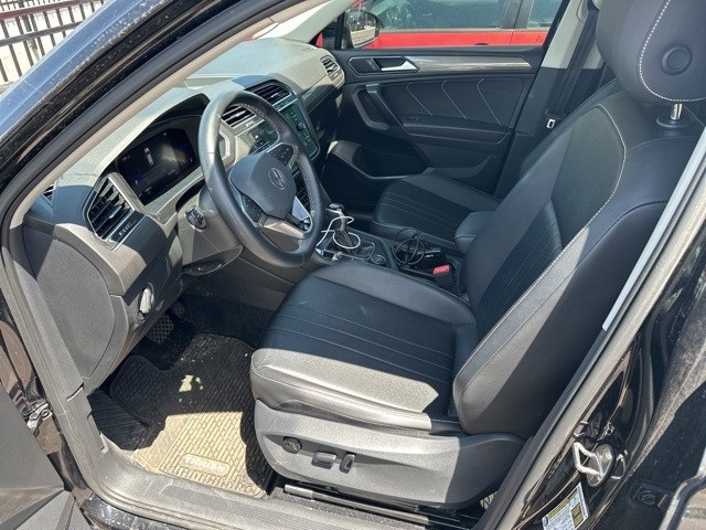 2022 Volkswagen Tiguan SE photo 4