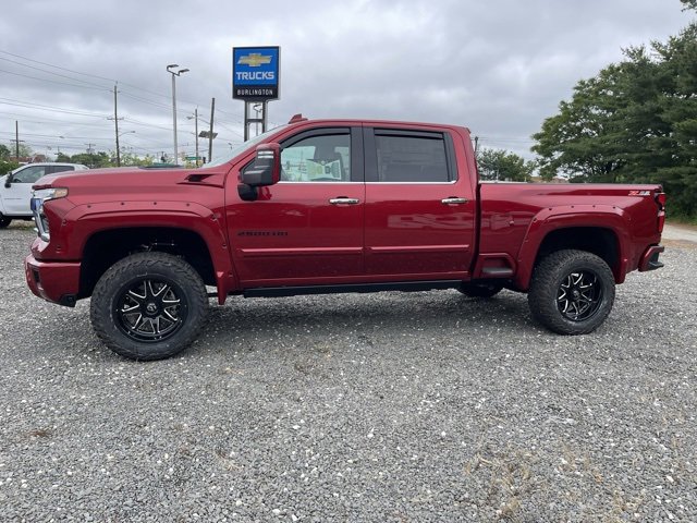 2025 Chevrolet Silverado 2500HD LTZ photo 4