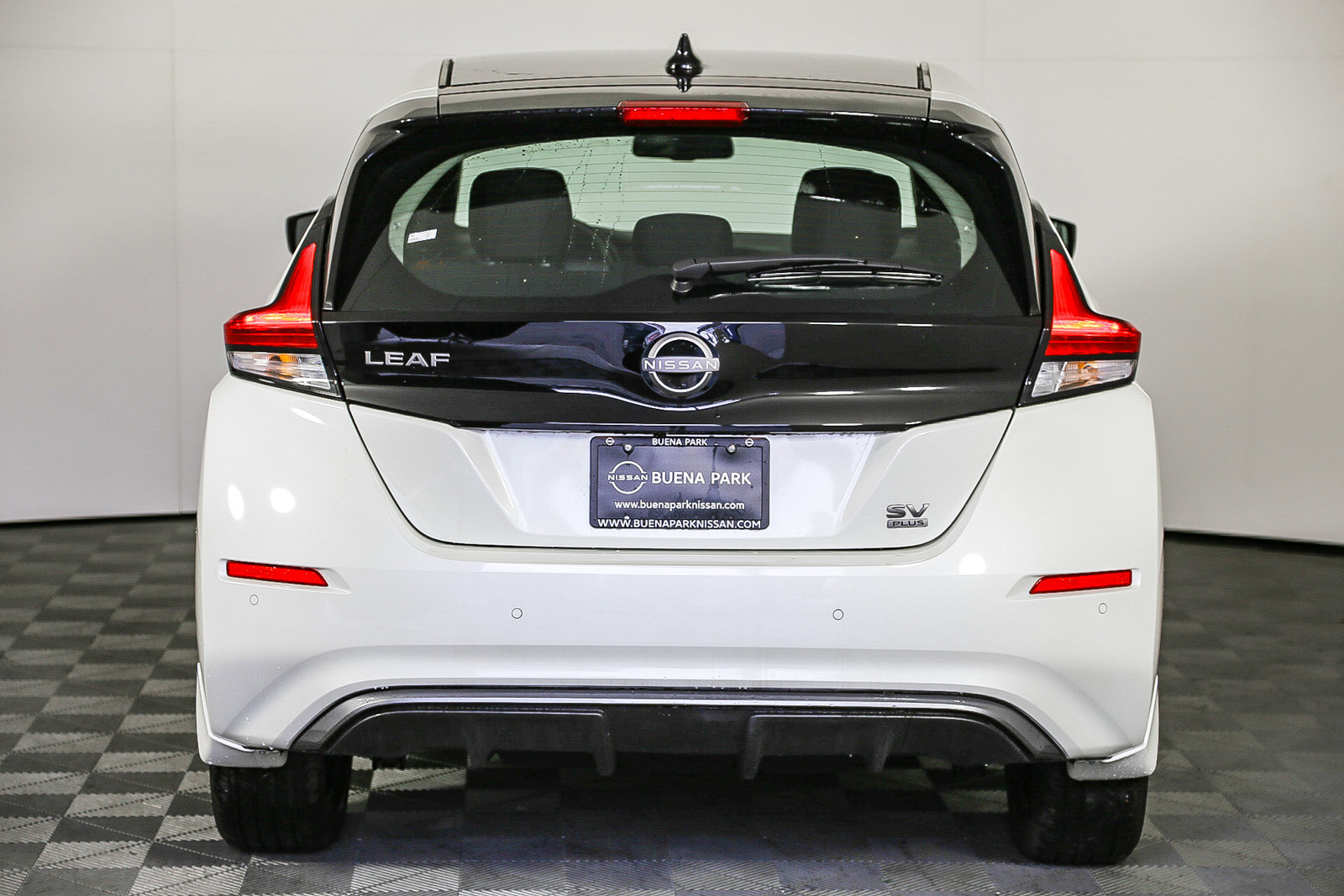 2025 Nissan Leaf SV Plus photo 7