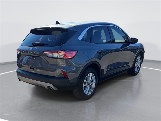 2021 Ford Escape SE photo 2