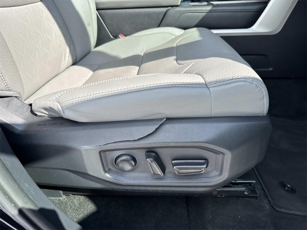 2024 Toyota Tundra Limited photo 11