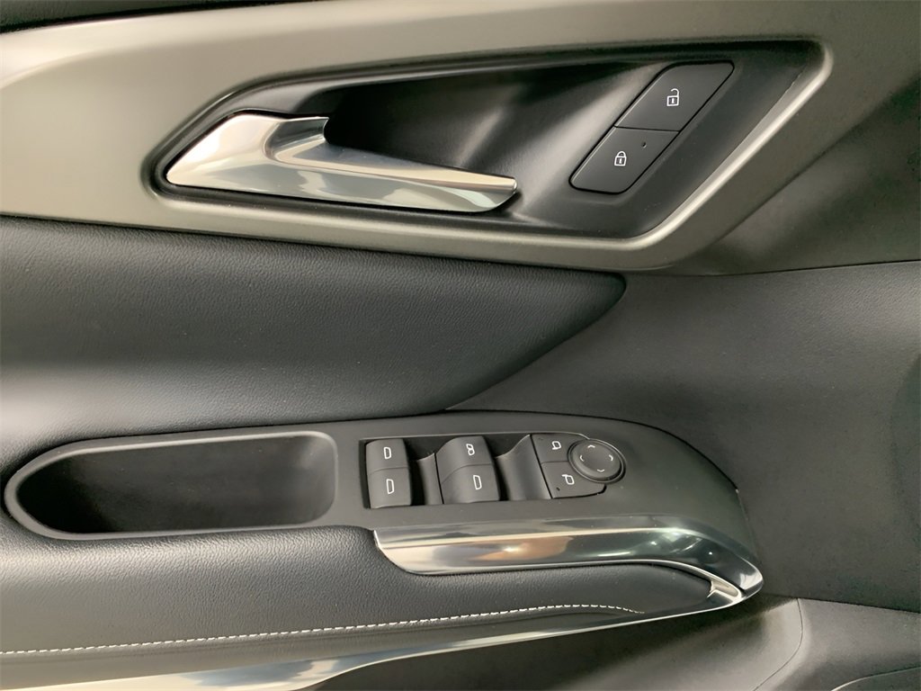 2025 Chevrolet Traverse photo 23