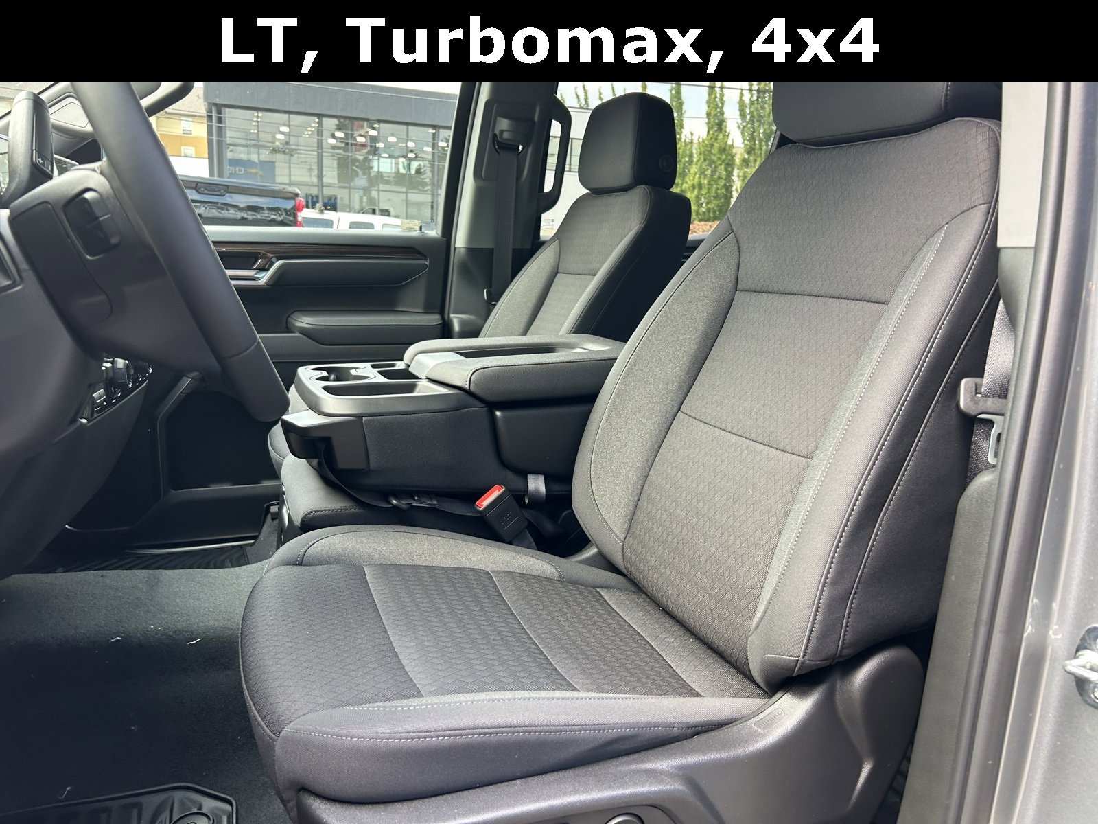 2025 Chevrolet Silverado 1500 LT photo 20