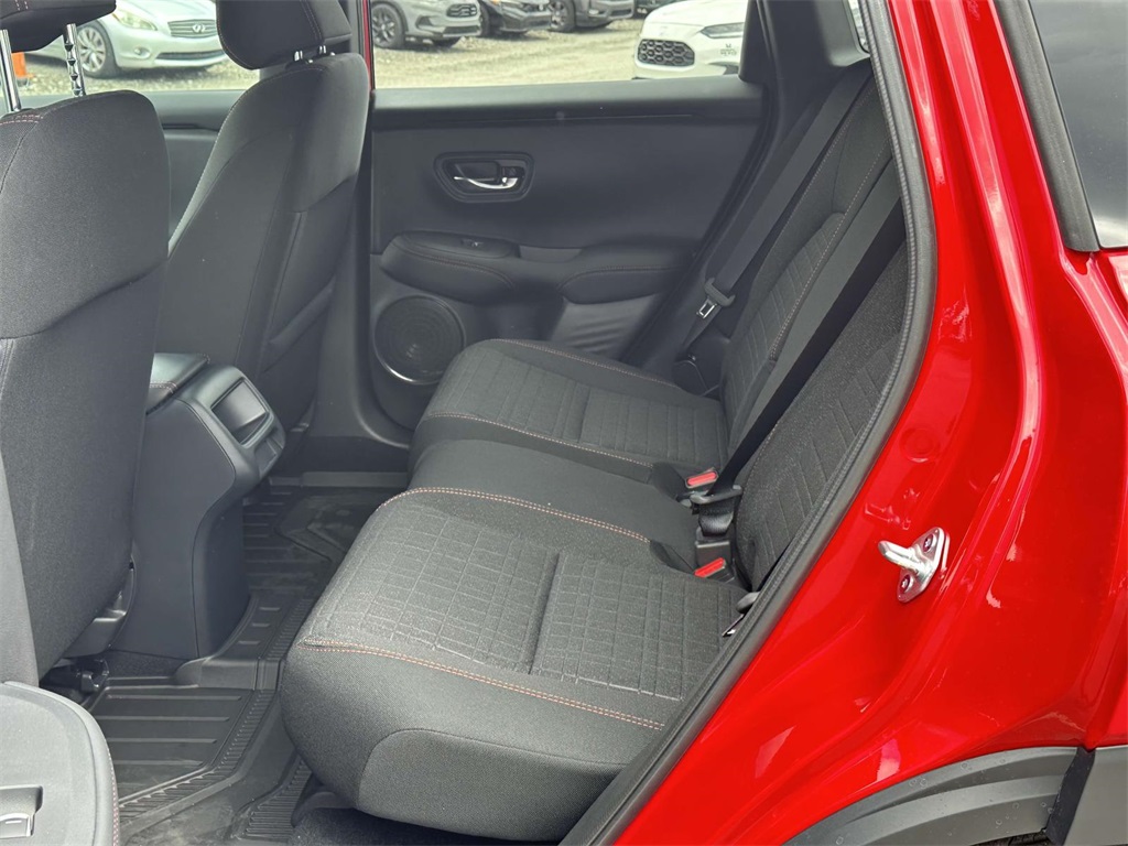 2026 Honda HR-V Sport photo 9