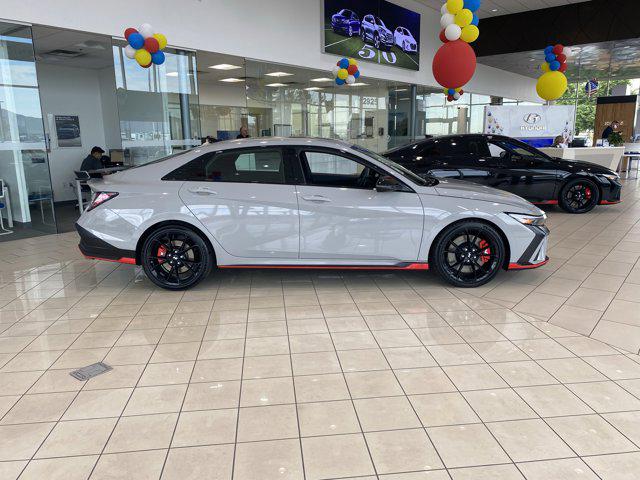2025 Hyundai Elantra N Base photo 2