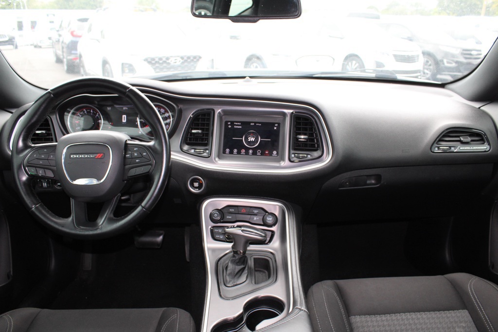 2019 Dodge Challenger SXT photo 30