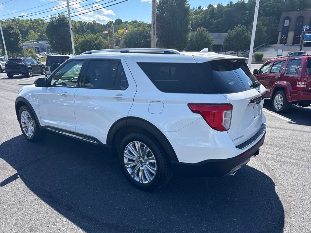 2022 Ford Explorer Limited photo 2
