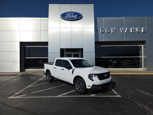 2025 Ford Maverick XLT's photo