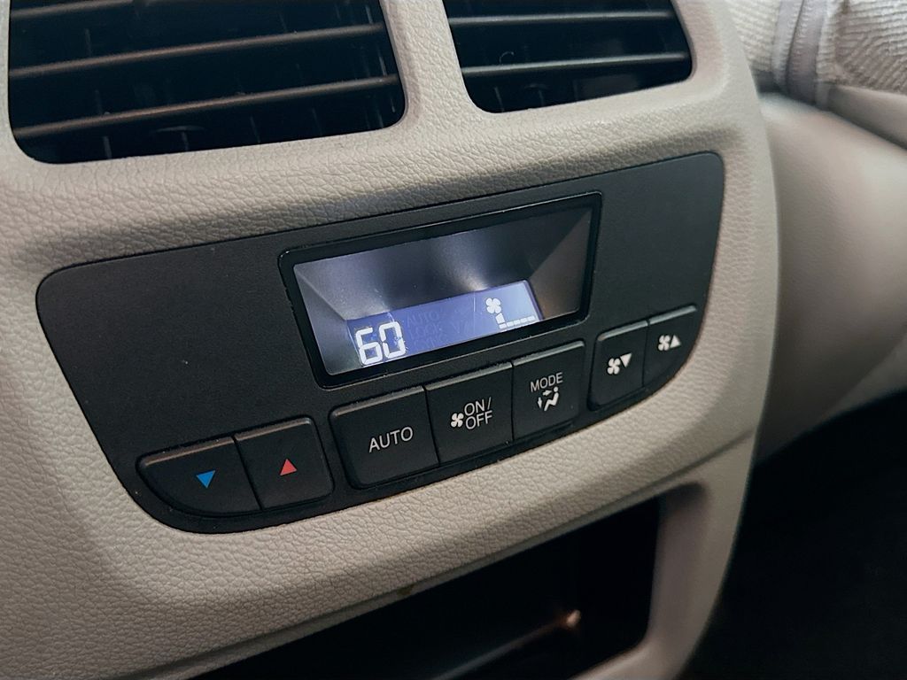 2020 Honda Pilot EX photo 22
