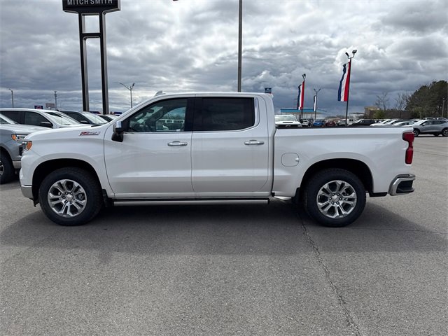 2025 Chevrolet Silverado 1500 LTZ photo 2