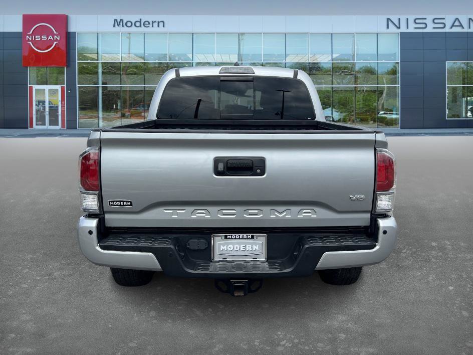 2023 Toyota Tacoma TRD Off-Road photo 6