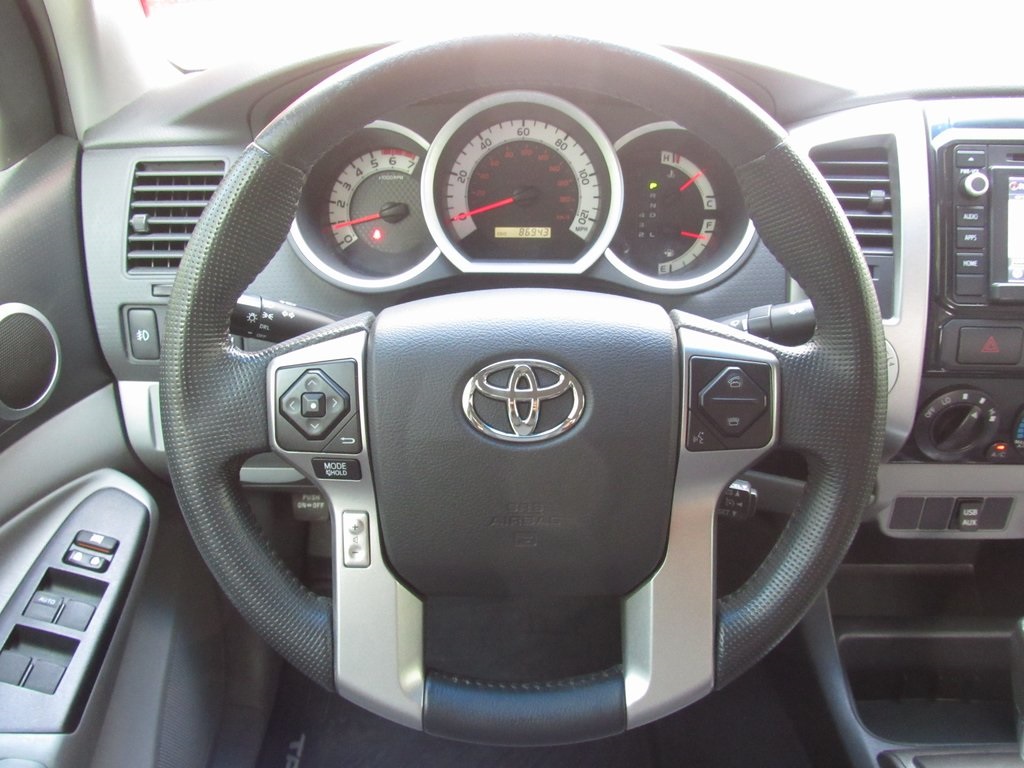 2014 Toyota Tacoma Base photo 22