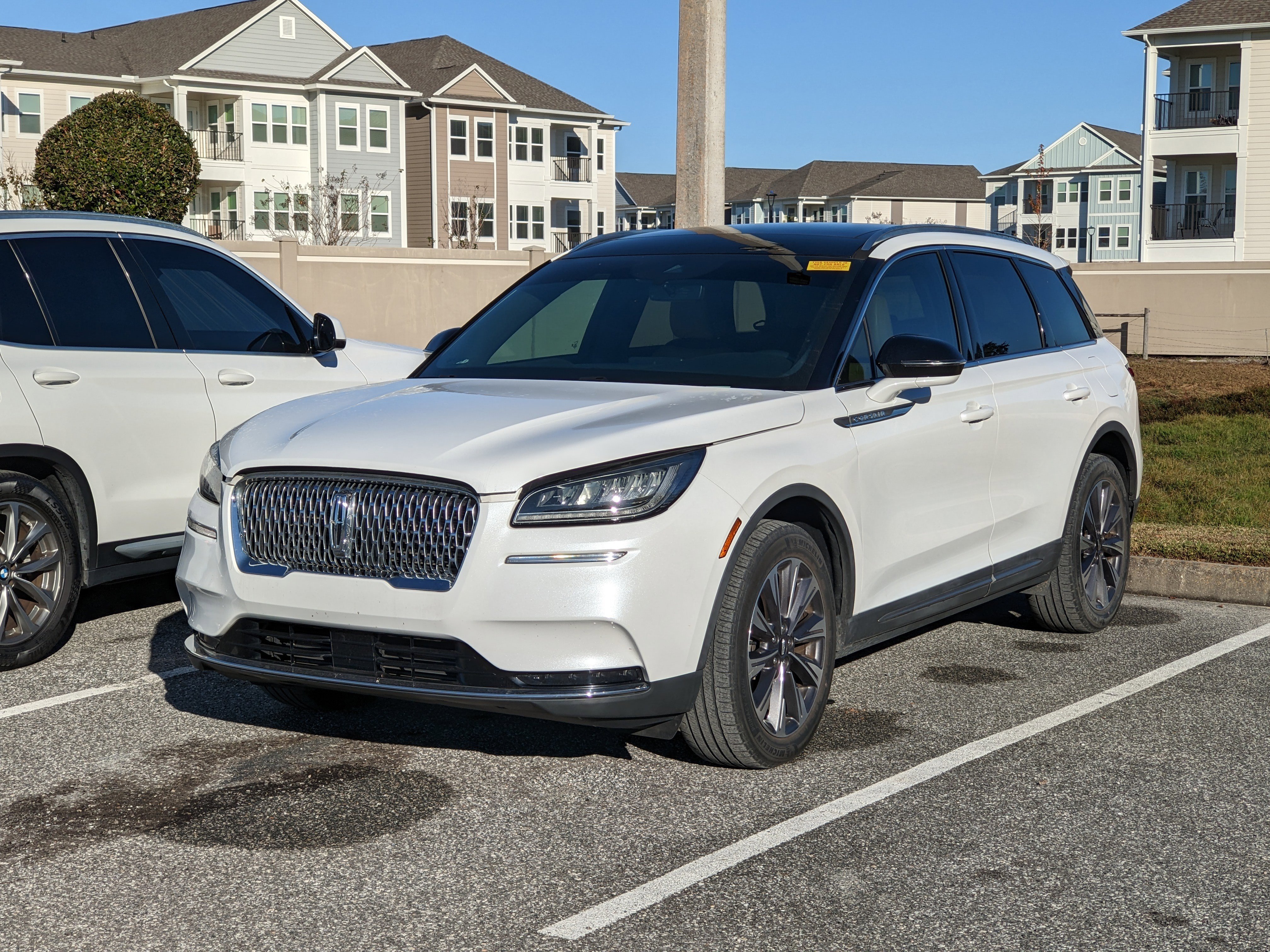 2021 Lincoln Corsair Reserve's photo