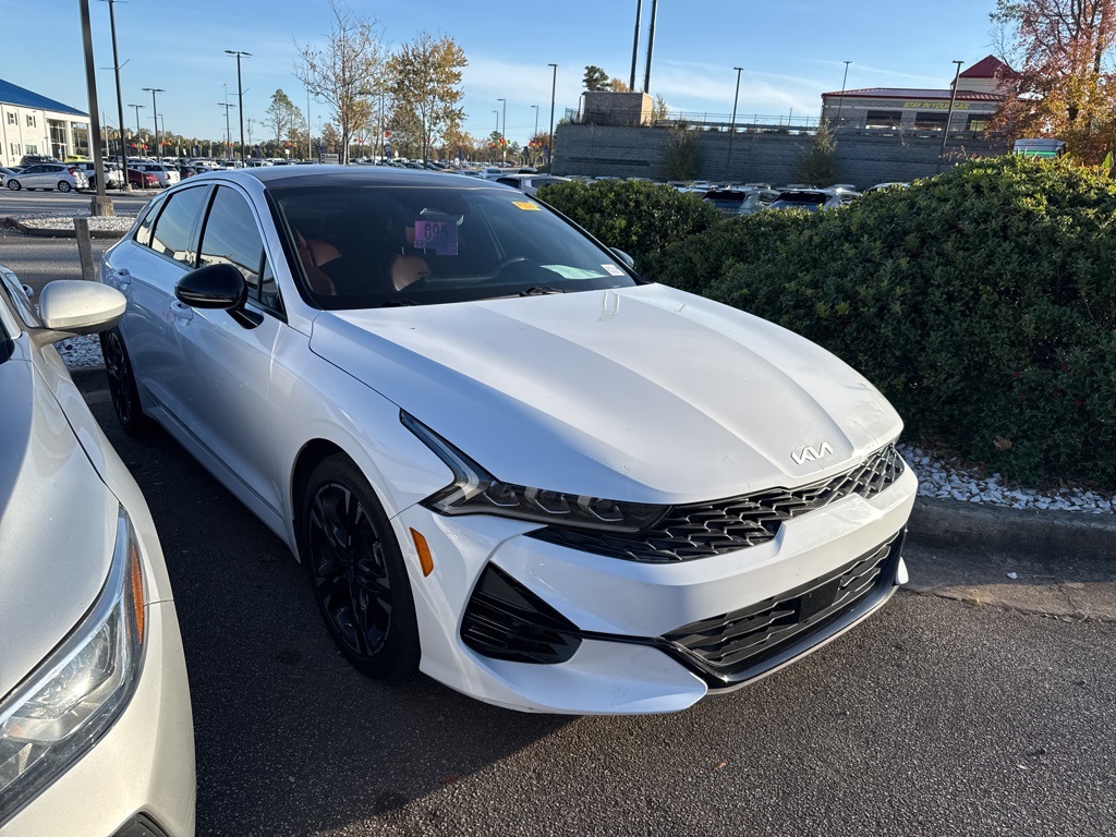 2022 Kia K5 GT-Line photo 3