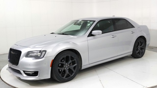 2021 Chrysler 300 Touring L