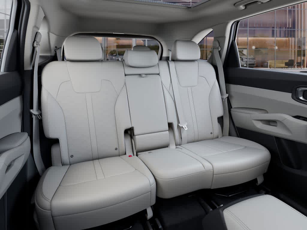 2025 Kia Sorento S photo 15