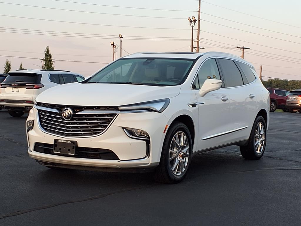 2023 Buick Enclave Essence photo 14