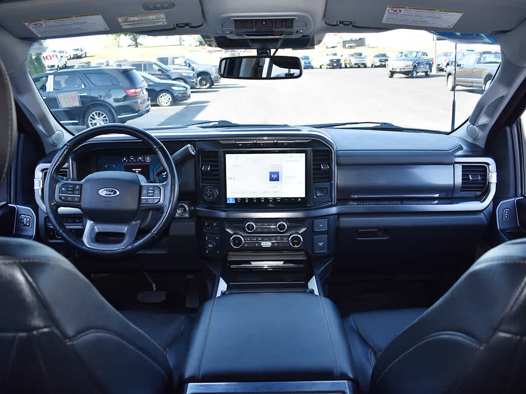 2023 Ford F-350 Lariat photo 4
