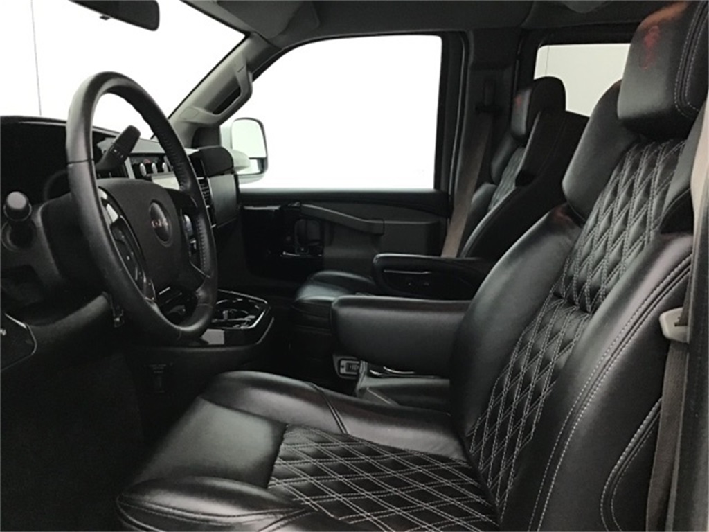 2023 Gmc Savana photo 18