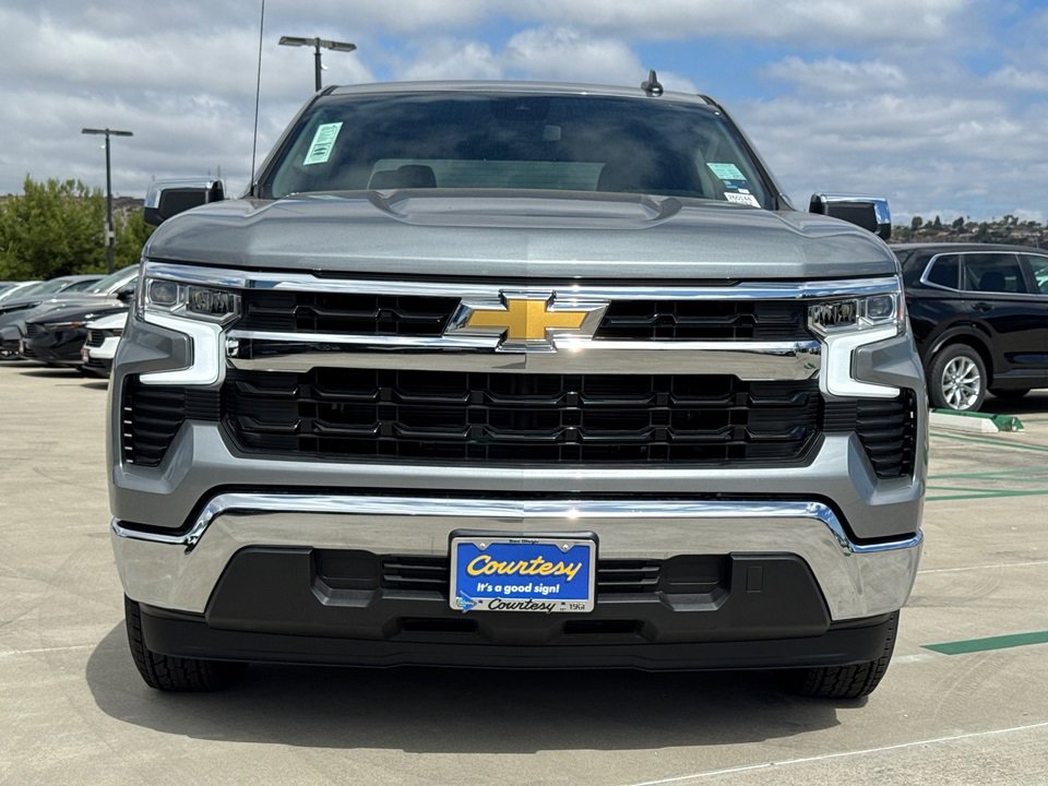 2026 Chevrolet Silverado 1500 LT photo 3