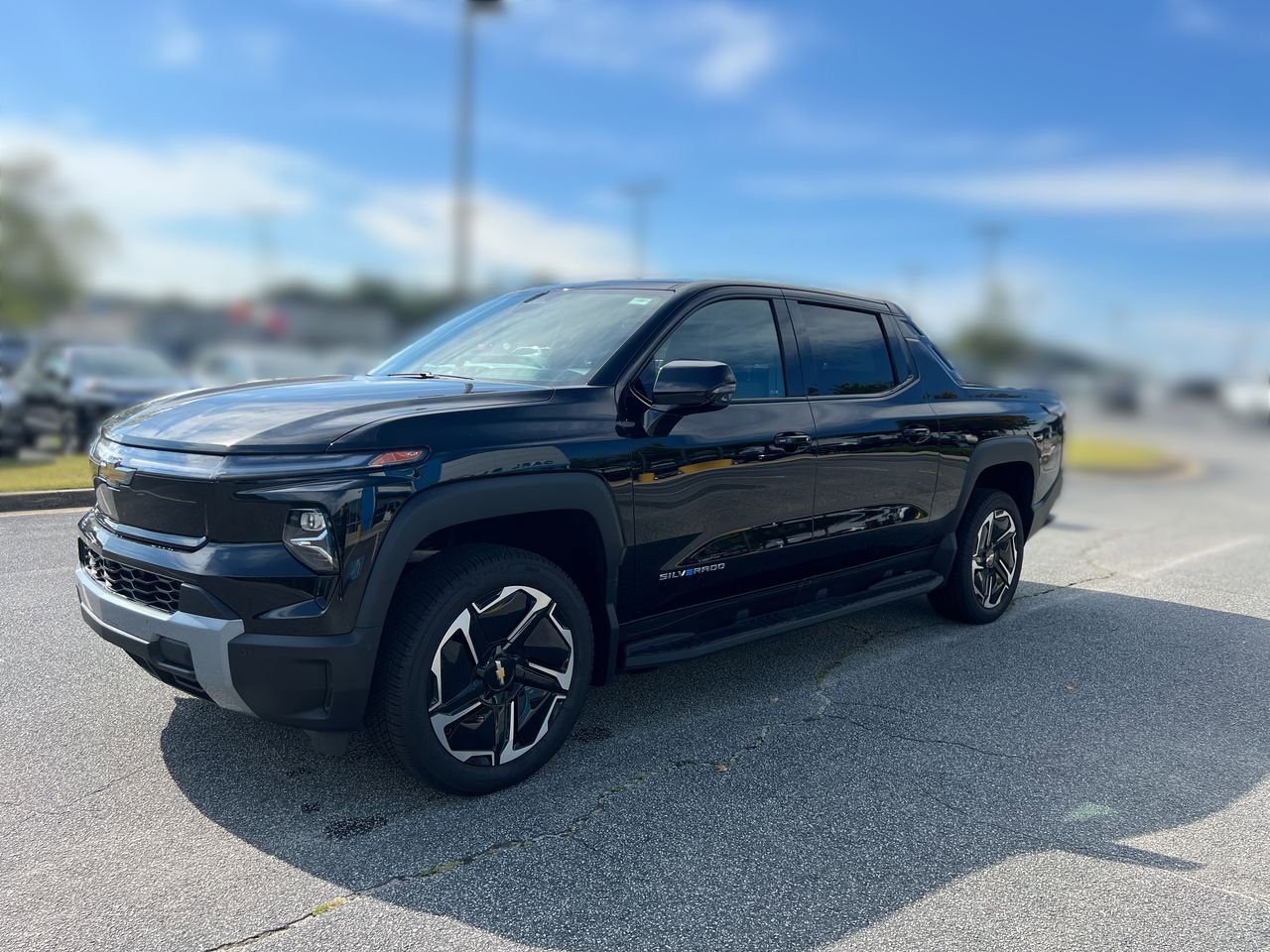 2026 Chevrolet Silverado EV LT's photo