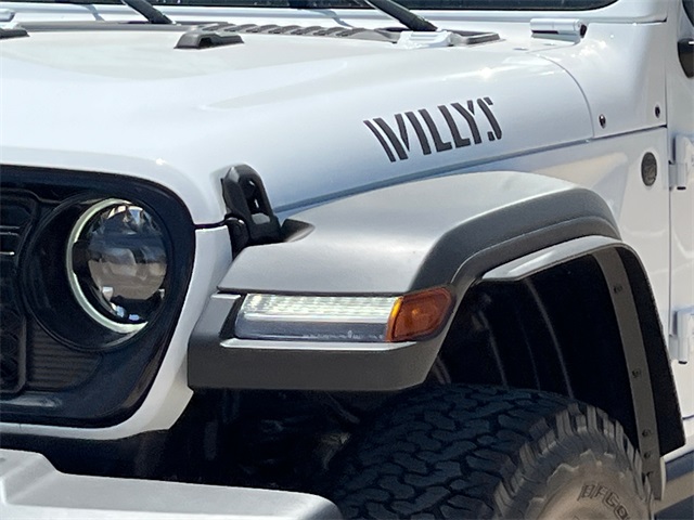2025 Jeep Wrangler Willys photo 4
