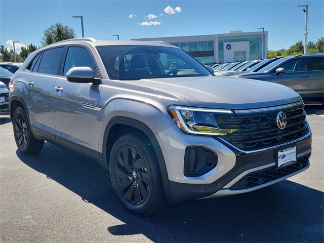 2026 Volkswagen Atlas Cross Sport SE Technology photo 7