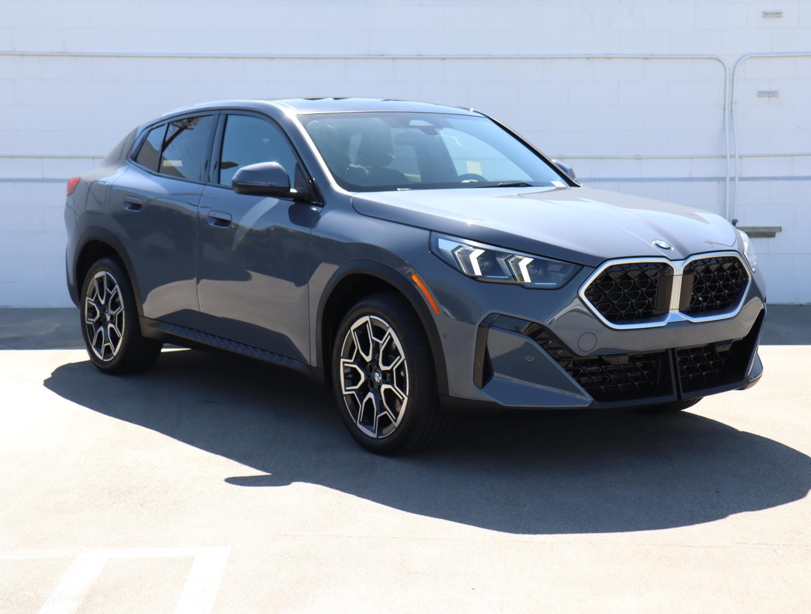 2025 BMW X2 xDrive28i
