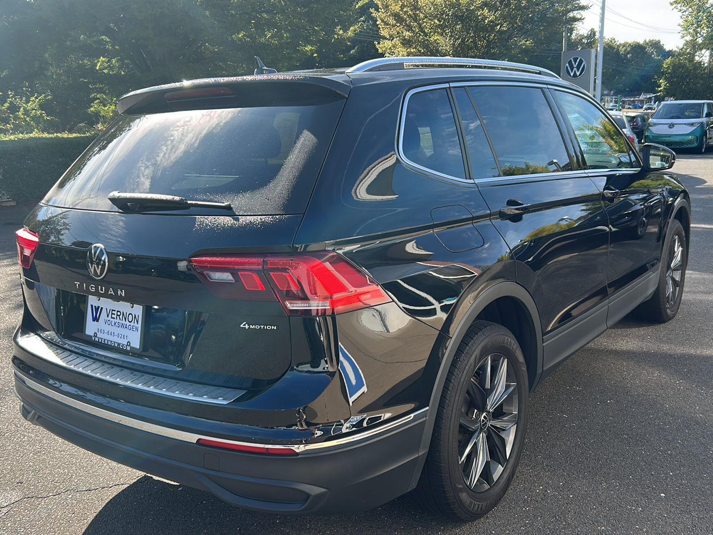 2022 Volkswagen Tiguan SE photo 4