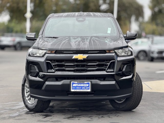 2026 Chevrolet Colorado LT photo 2