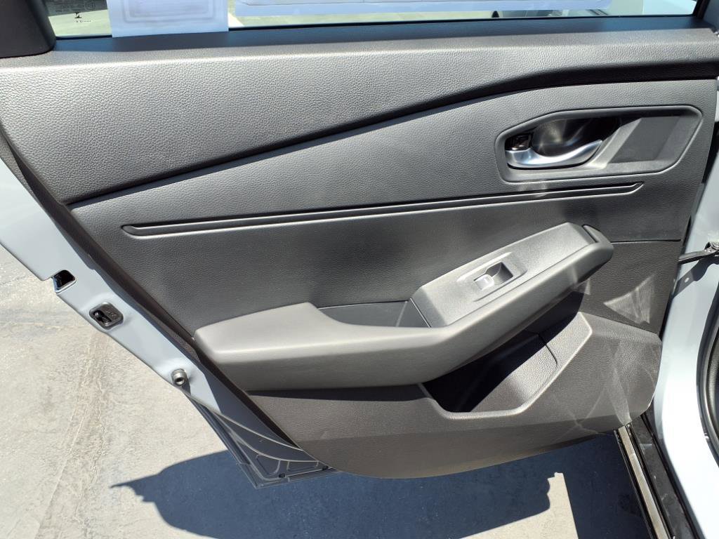 2025 Honda Accord Hybrid Sport-L photo 8
