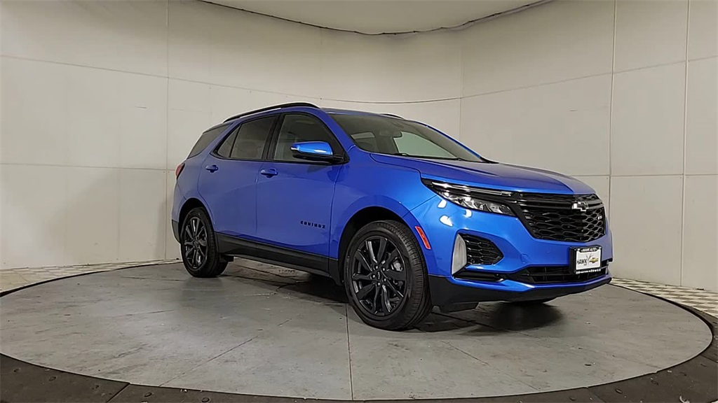 2024 CHEVROLET EQUINOX - Image 2