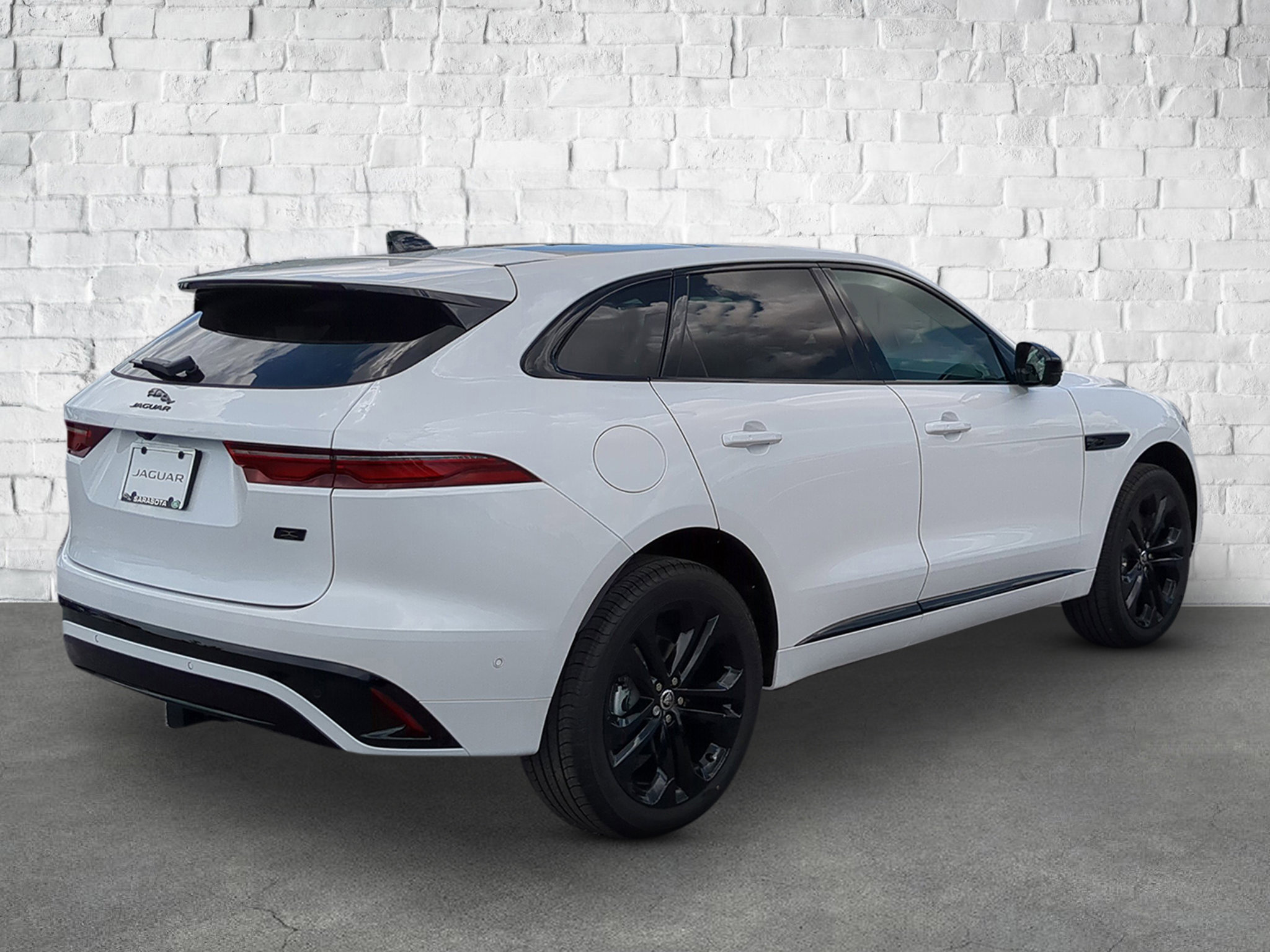 2026 Jaguar F-PACE P250 R-Dynamic S photo 6