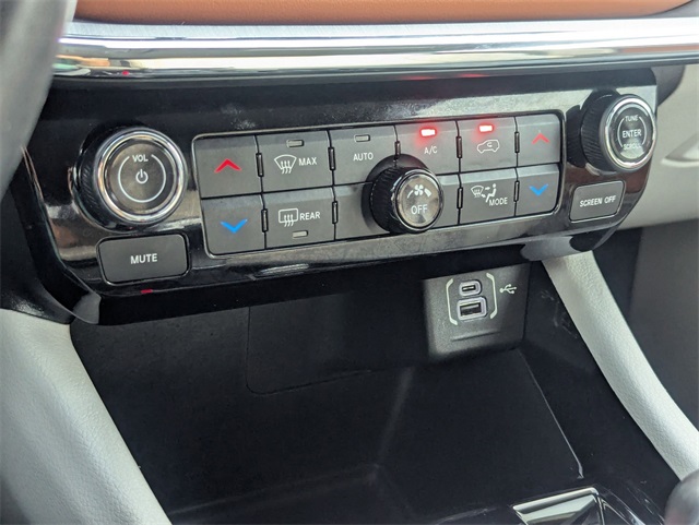 2022 Jeep Compass Limited photo 21
