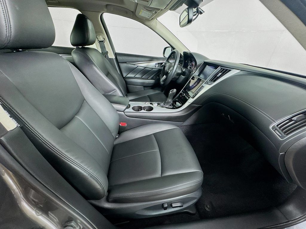 2020 Infiniti Q50 3.0t LUXE photo 33
