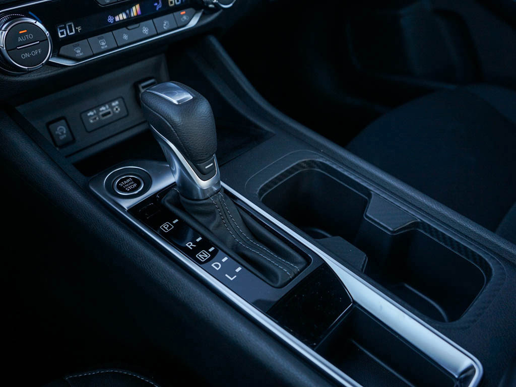 2025 Nissan Sentra SV photo 23