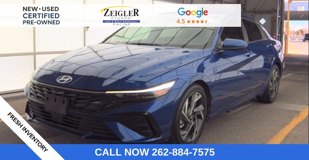 2025 Hyundai Elantra SEL's photo